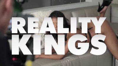 Charles Dera - Jade Kush - Dera Jade and Charles Dera fuck hard in HD reality kings video - sexu.com